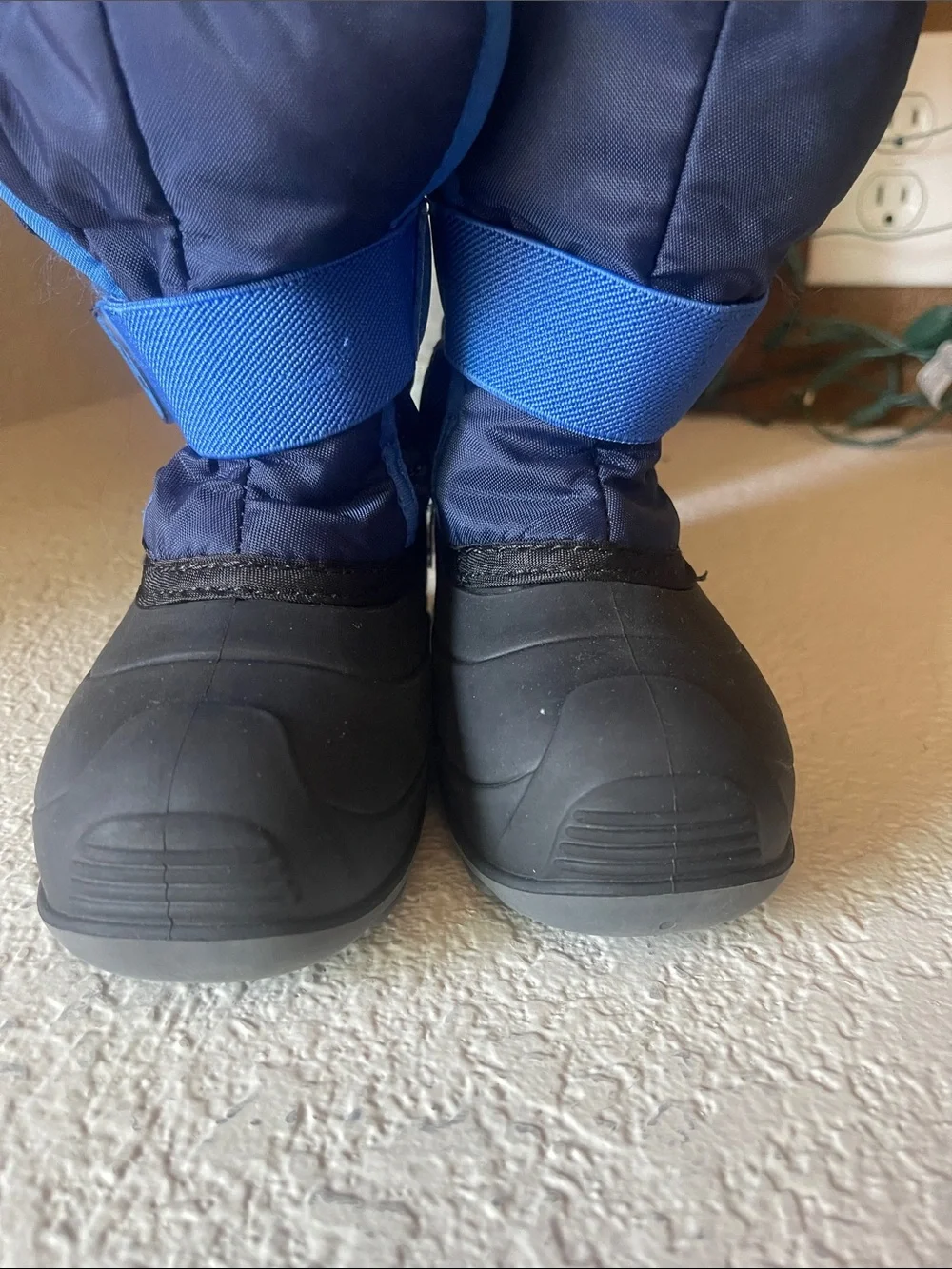 Kamik Kids Navy and Bright Blue Winter Boots